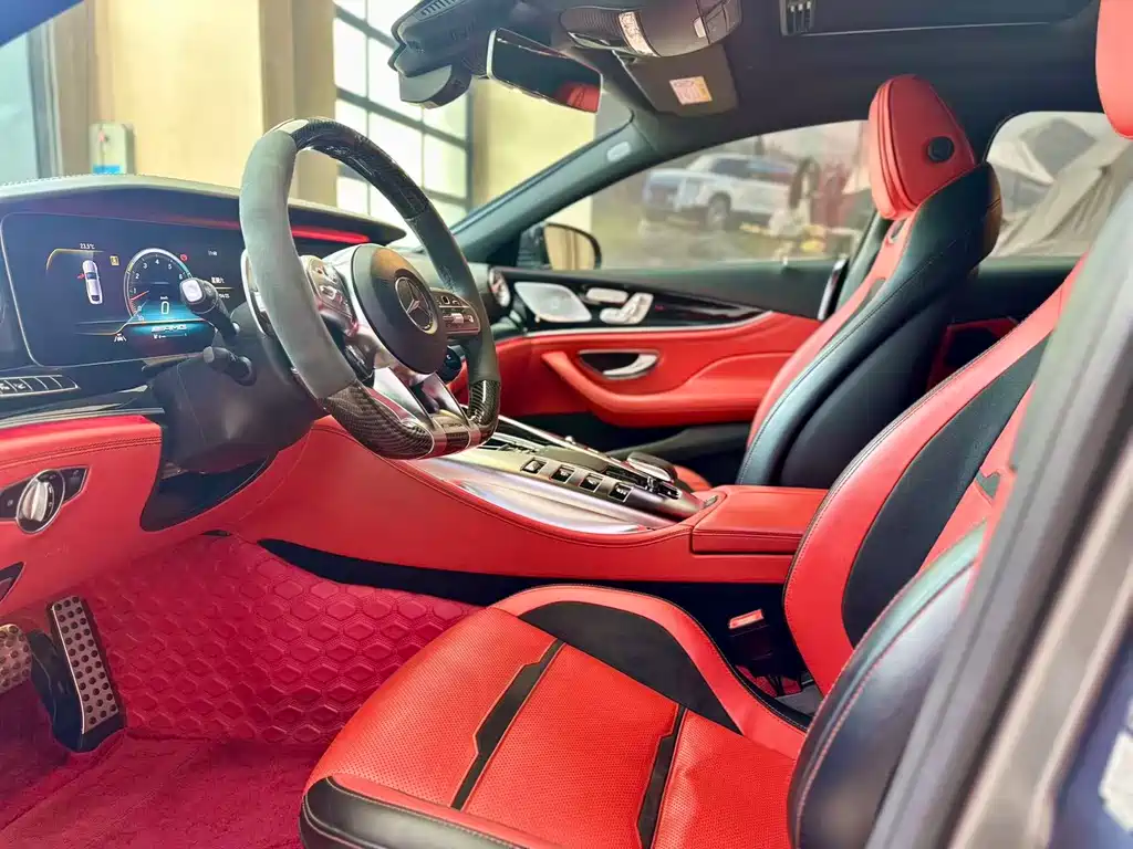 Mercedes-Benz AMG GT 2020 — фото 3