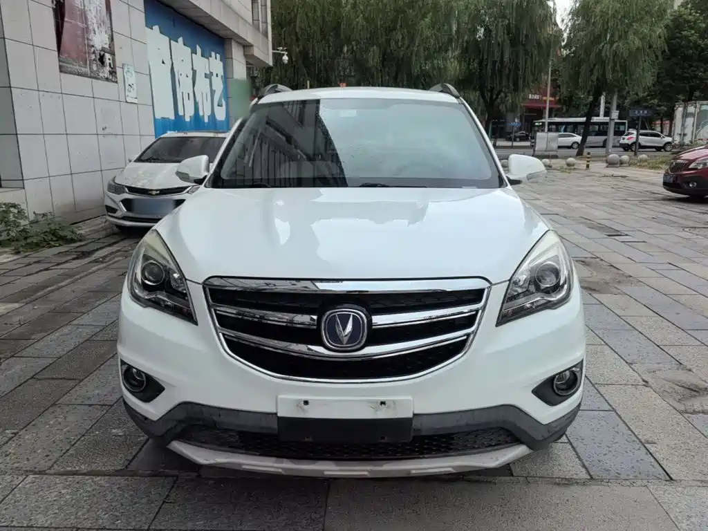 Changan CS35 2018 — фото 3