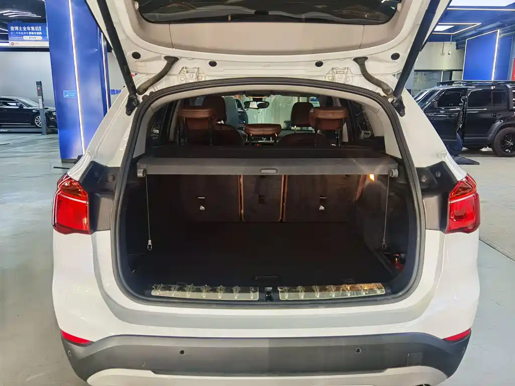 BMW X1 2019 — фото 10