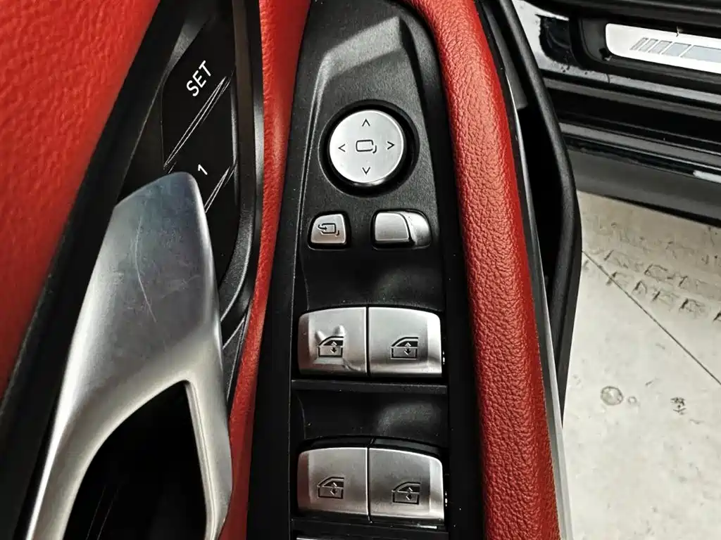BMW 3 Series 2023 — фото 12
