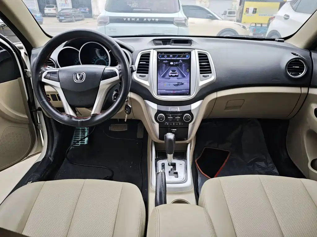 Changan Escape 2015 — фото 10