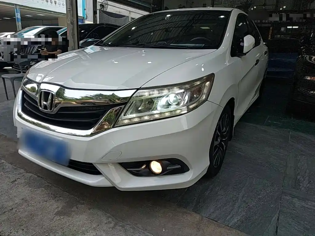 Honda Crider 2015