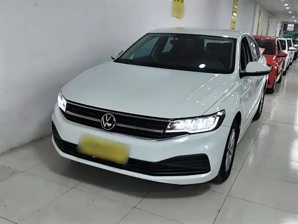 Volkswagen Bora 2021