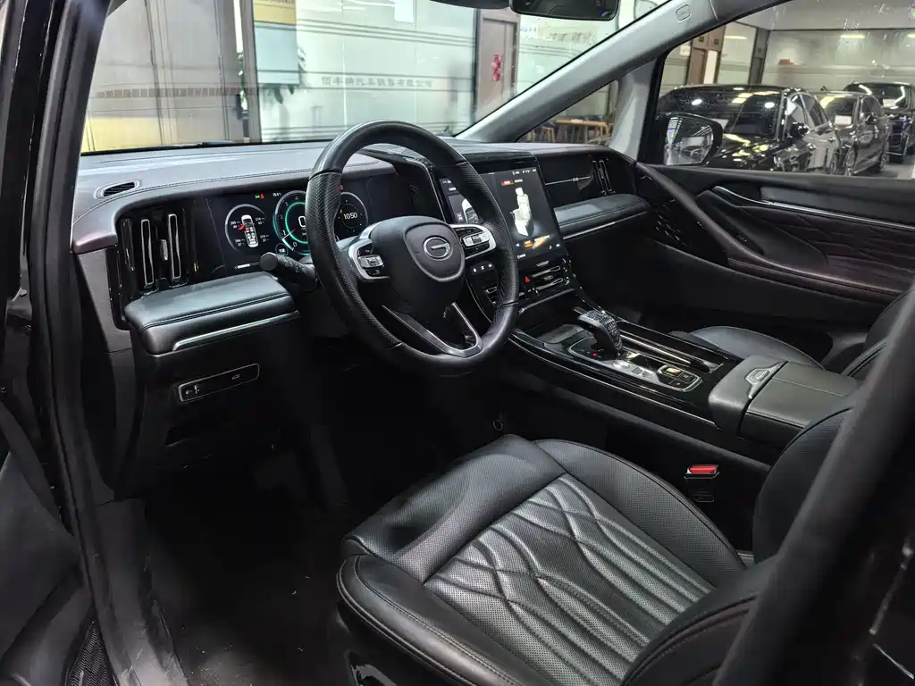 GAC Motor Trumpchi M8 2024 — фото 4