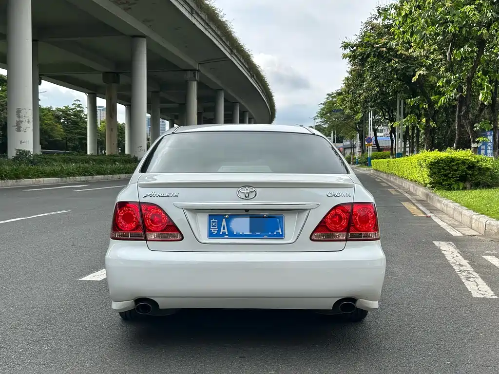 Toyota Crown 2008 — фото 19