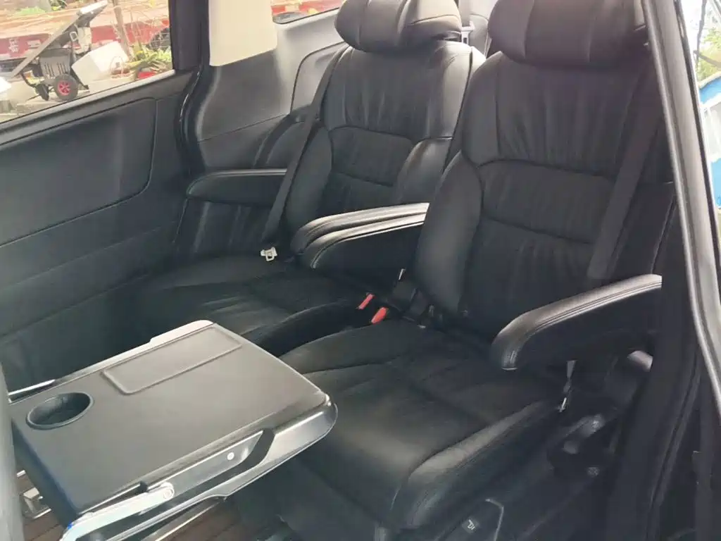 Honda Odyssey 2021 — фото 17