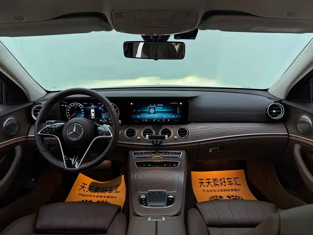 Mercedes-Benz E-Class 2023 — фото 8