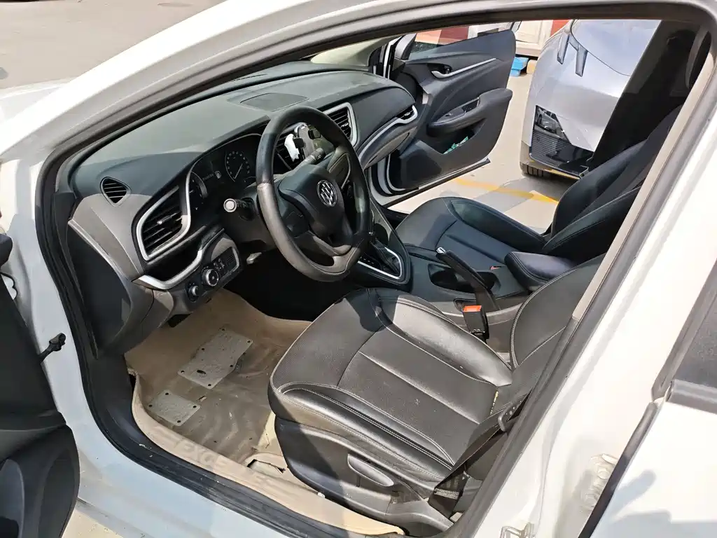 Buick Excelle 2020 — фото 13