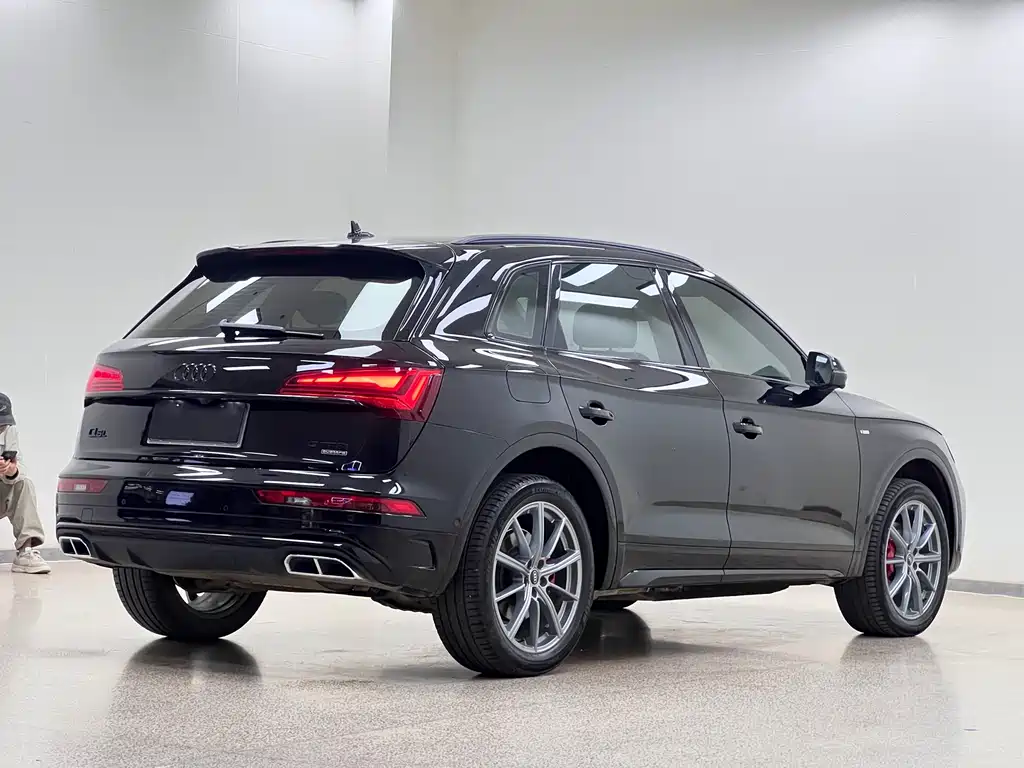 Audi Q5L 2022