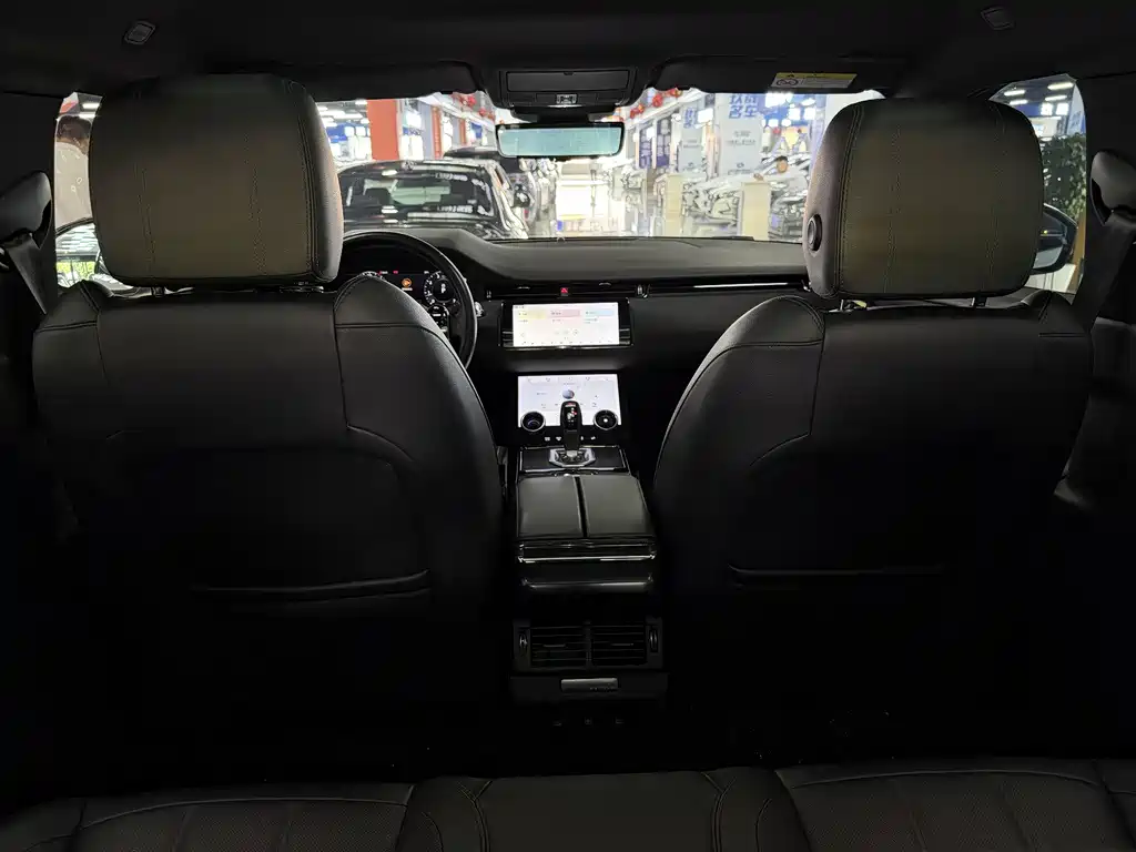 Land Rover Evoque 2021 — фото 19