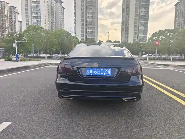 Mercedes-Benz E-Class 2015