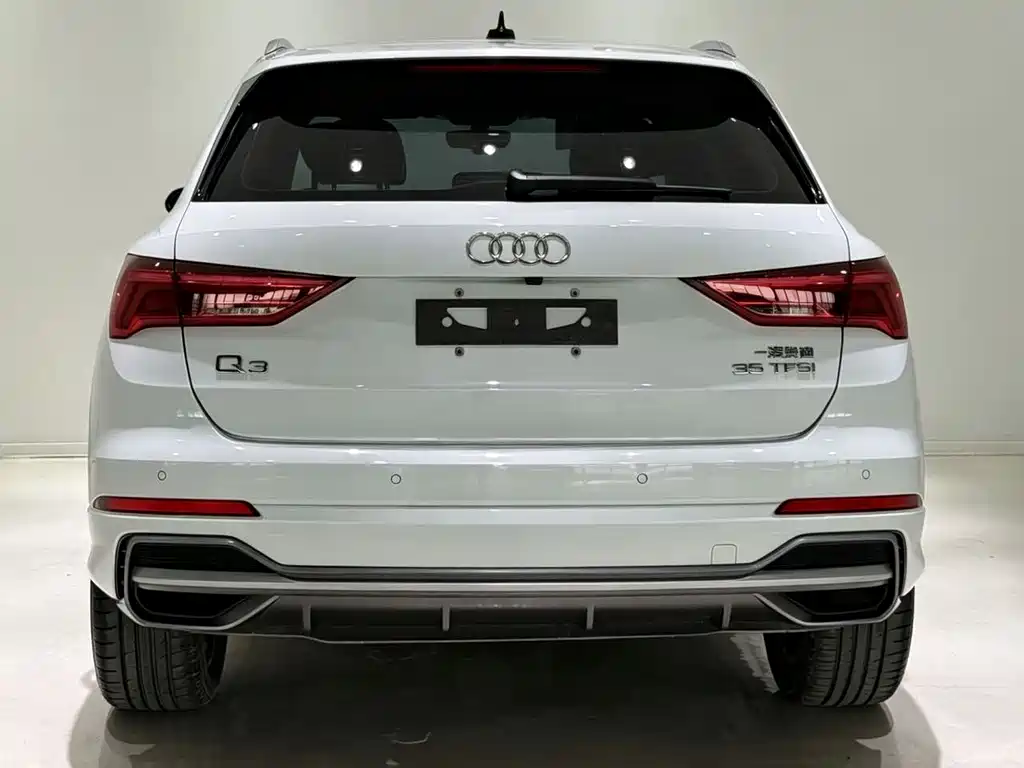 Audi Q3 2022 — фото 5
