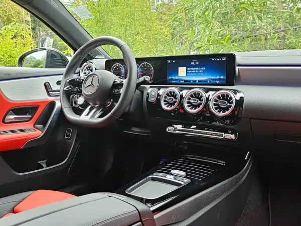 Mercedes-Benz A-Class AMG 2025