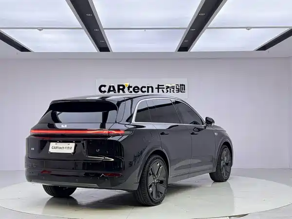 Li Auto L7 2025