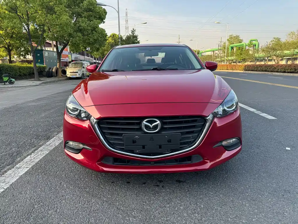 Mazda 3 Axela 2019 — фото 2