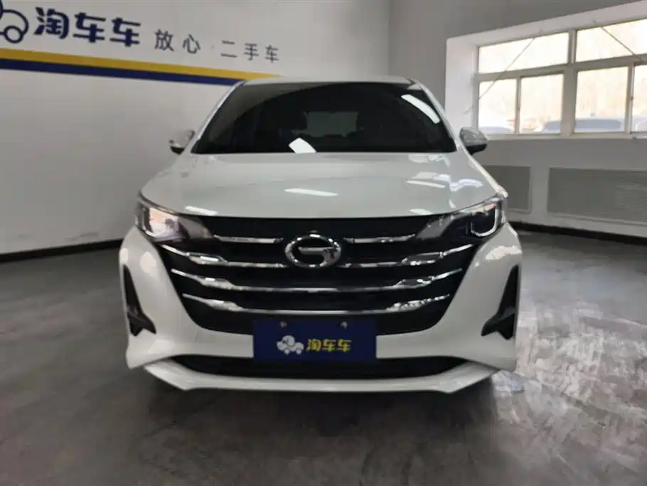 GAC Motor Trumpchi M6 2022 — фото 2