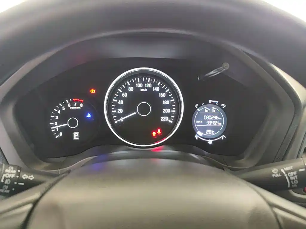 Honda Vezel 2017 — фото 12