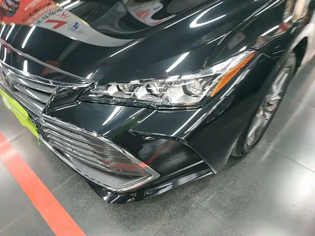 Toyota Avalon 2020 — фото 24