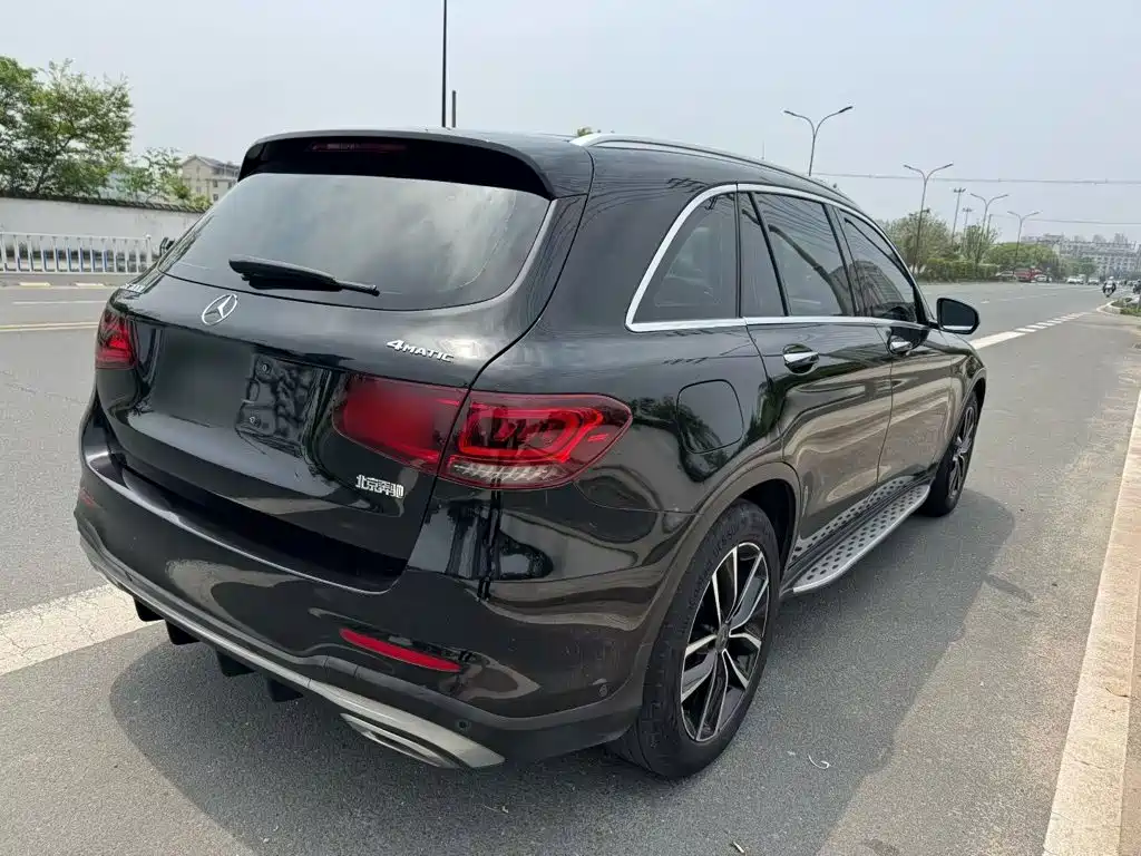 Mercedes-Benz GLC 2021