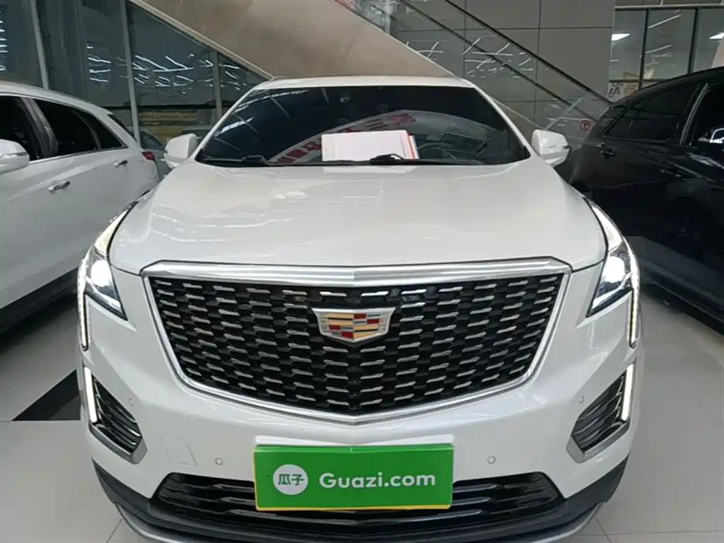 Cadillac XT5 2021 — фото 3