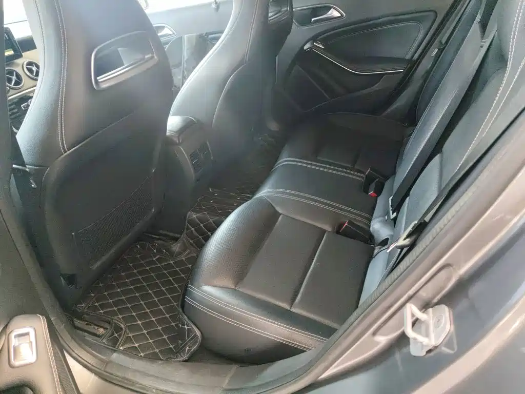 Mercedes-Benz GLA 2015 — фото 13