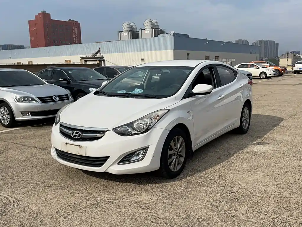 Hyundai Elantra Langdong 2015