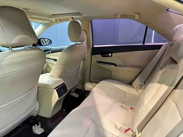 Toyota Camry 2015