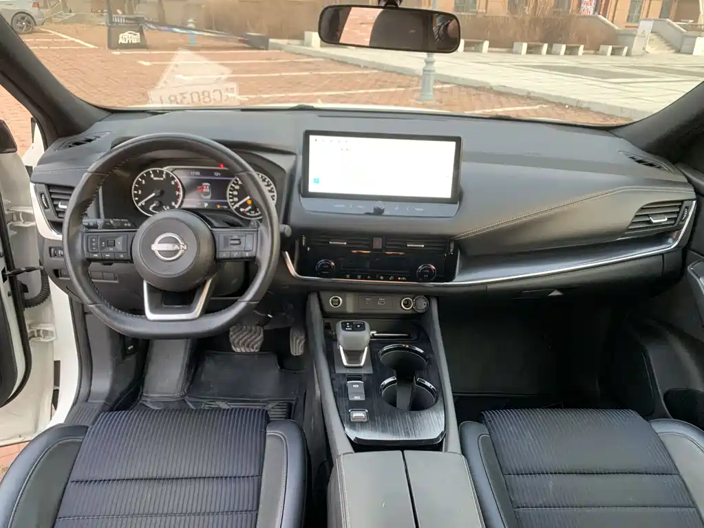 Nissan Qashqai 2023 — фото 11