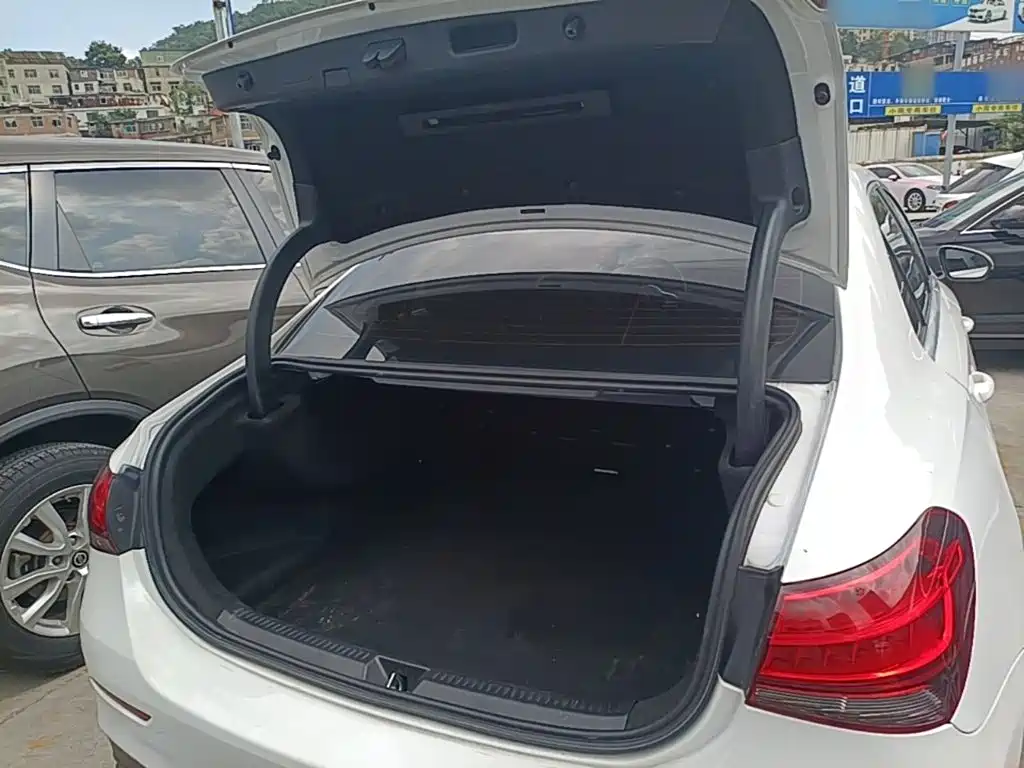 Mercedes-Benz A-Class 2023 — фото 19