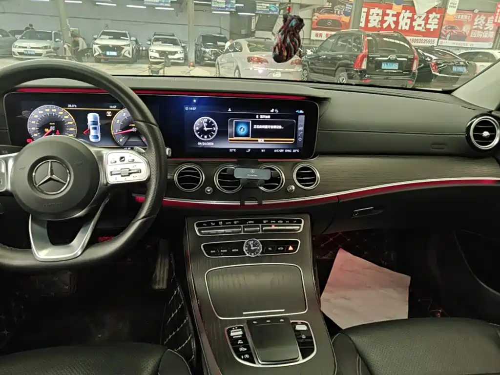 Mercedes-Benz E-Class 2020 — фото 9