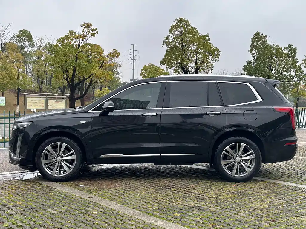 Cadillac XT6 2020 — фото 4