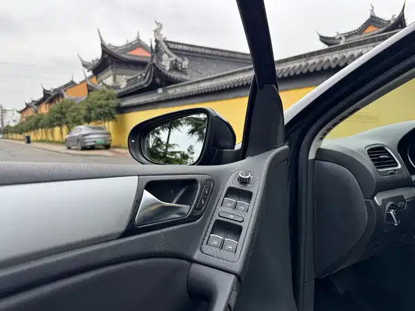 Volkswagen Golf 2012