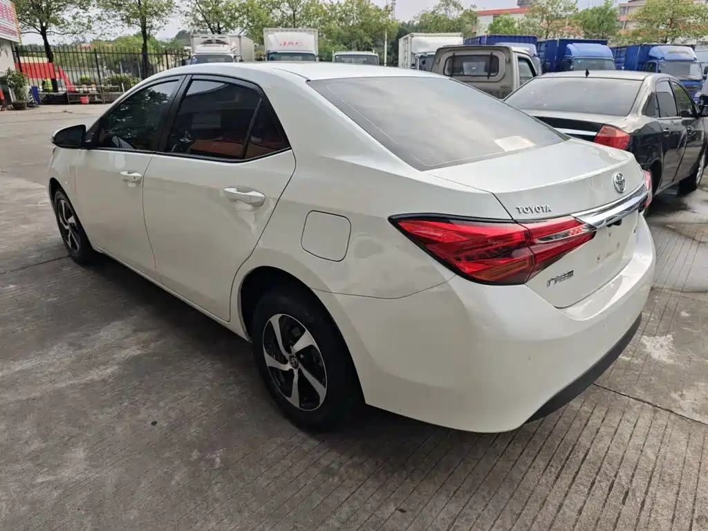 Toyota Levin 2019 — фото 23