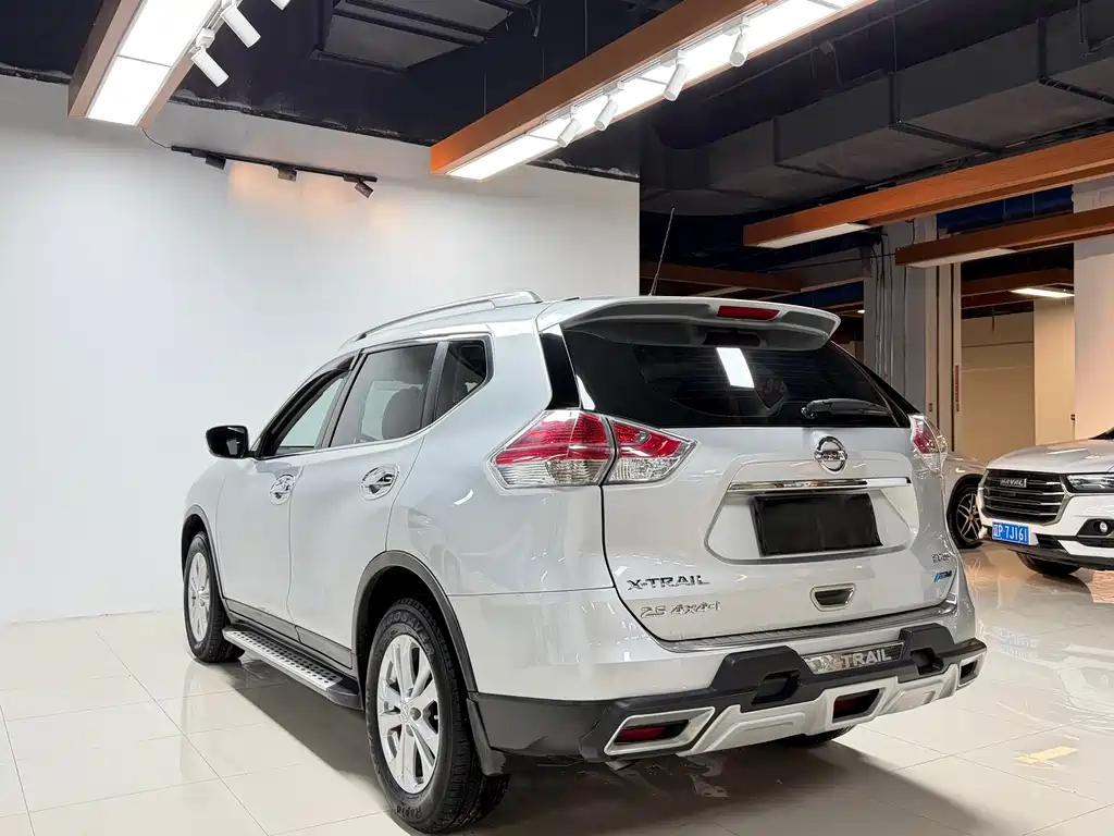 Nissan X-Trail 2015 — фото 4