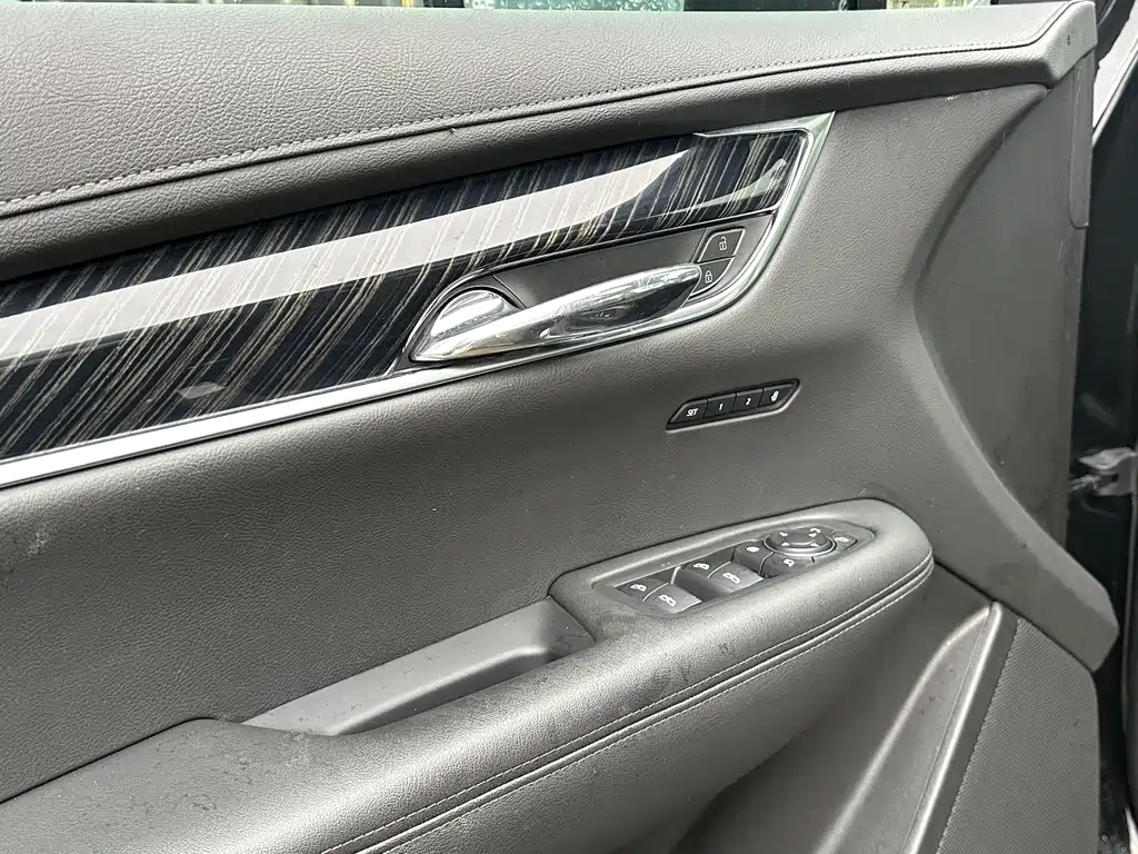 Cadillac XT6 2020 — фото 30