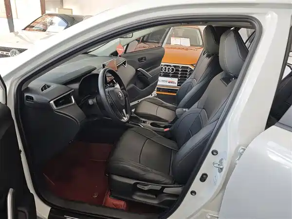 Toyota Frontlander 2024