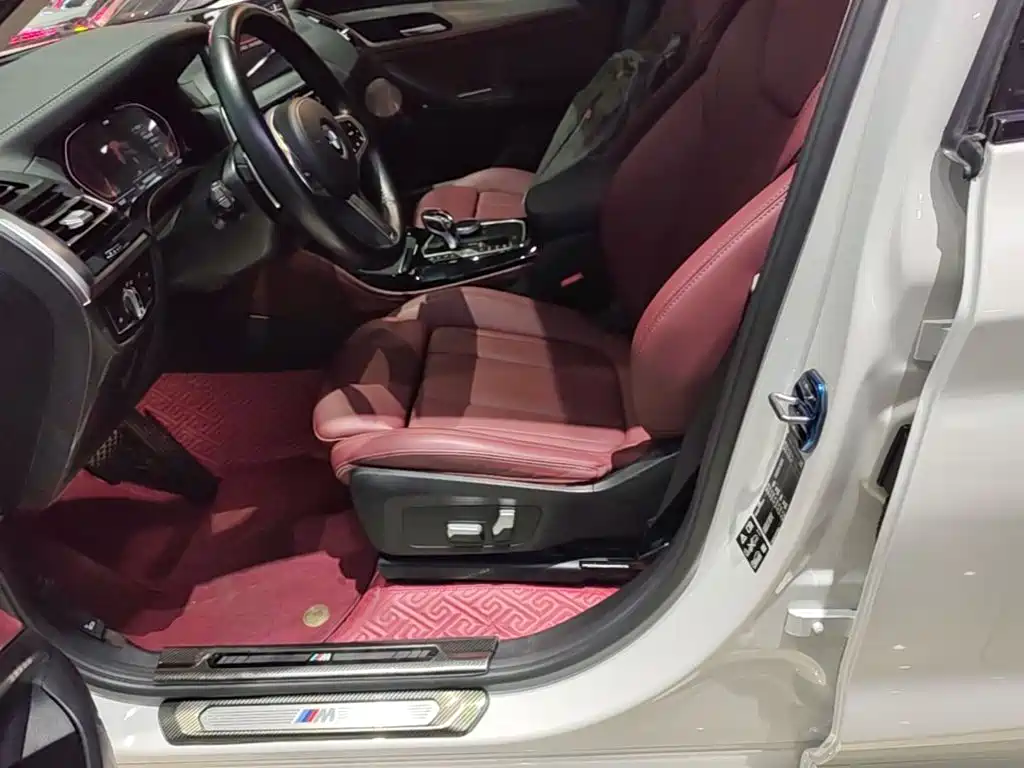 BMW X4 2022 — фото 16