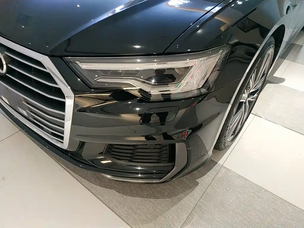 Audi A6L 2022 — фото 18