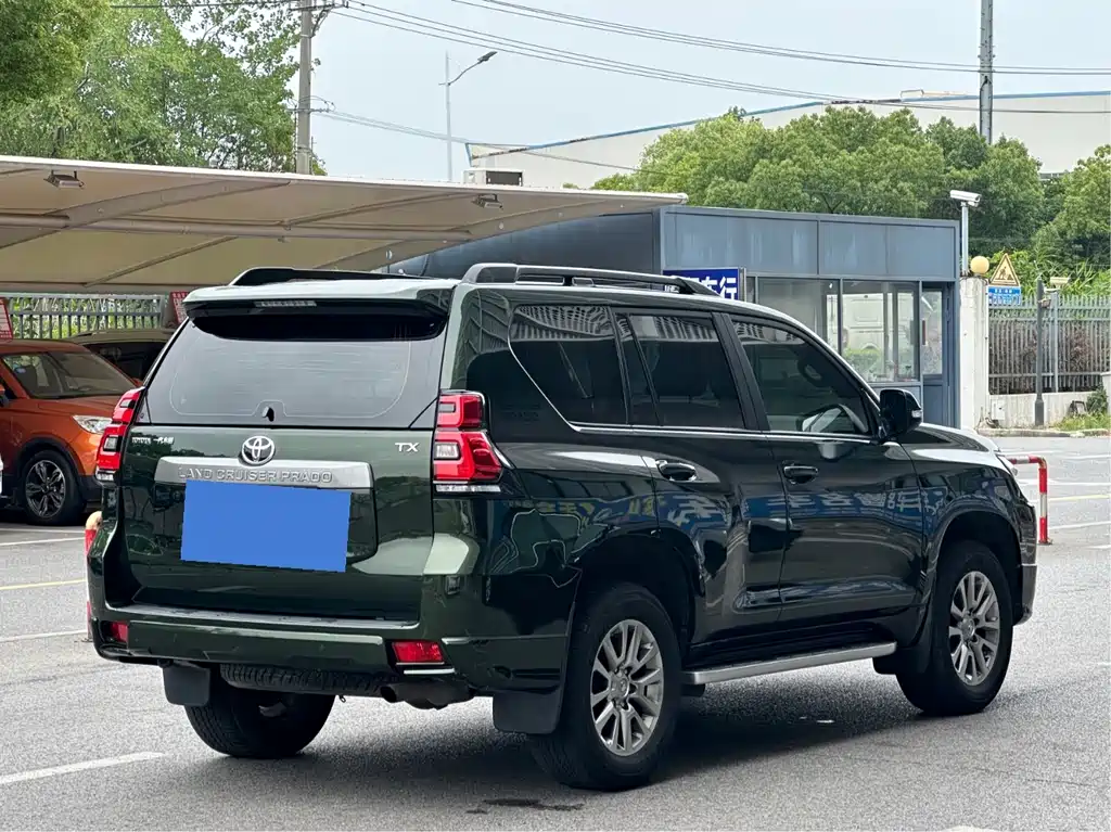 Toyota Prado 2020 — фото 13