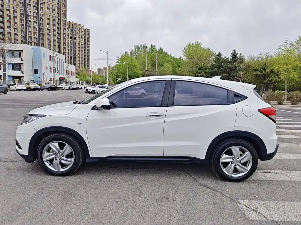 Honda Vezel 2020 — фото 15
