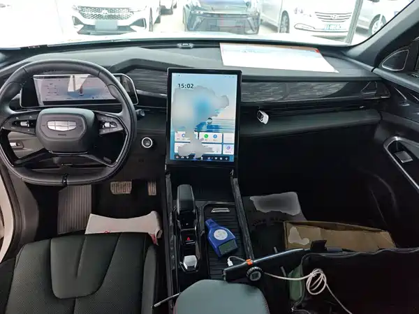 Geely Boyue 2025
