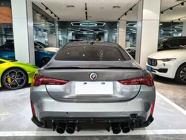BMW M4 2024