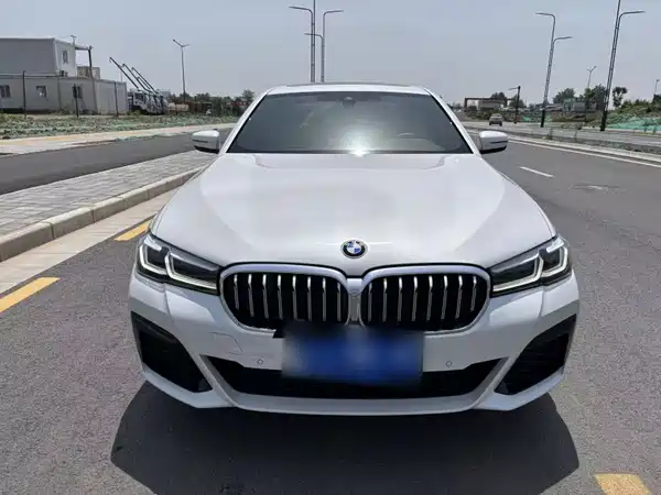 BMW 5 Series 2023