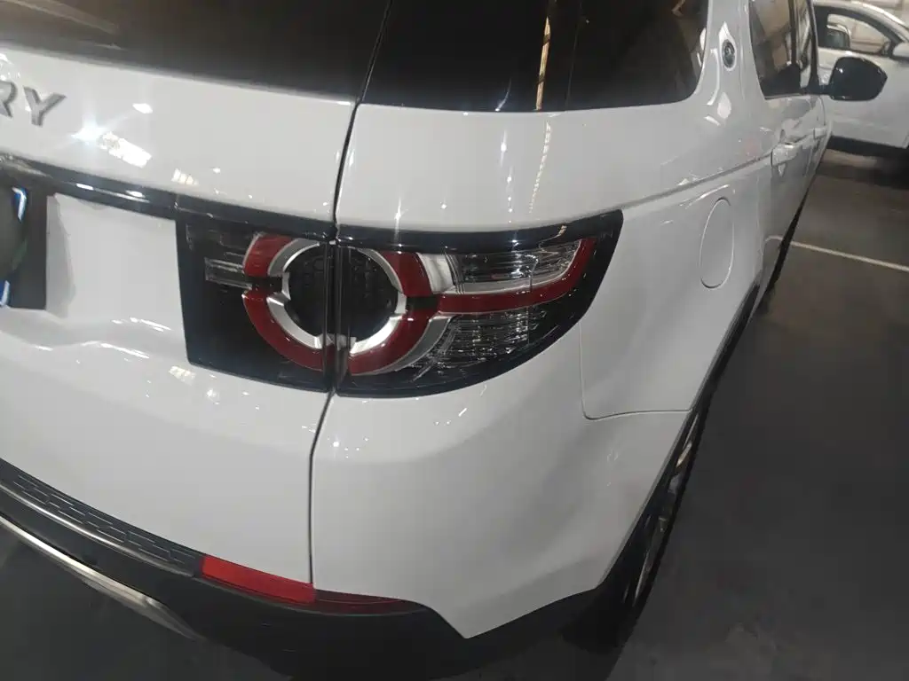 Land Rover Discovery Sport 2019 — фото 24