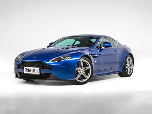 Aston Martin V8 Vantage 2016
