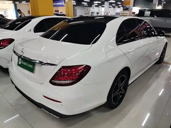 Mercedes-Benz E-Class 2020