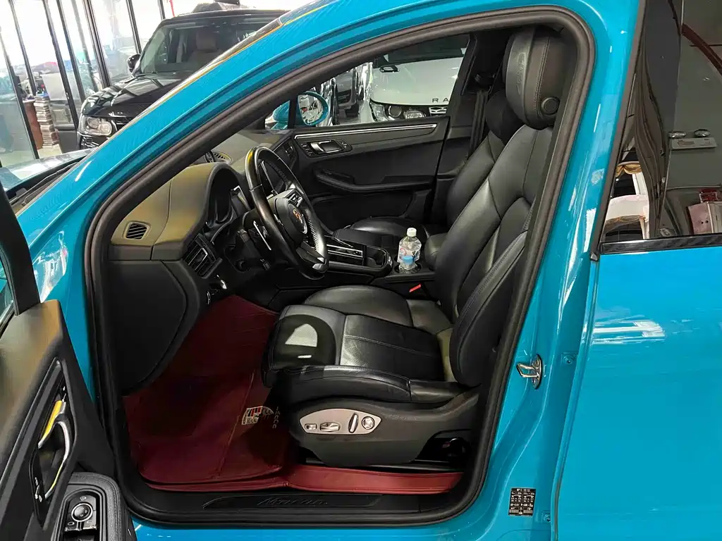 Porsche Macan 2022