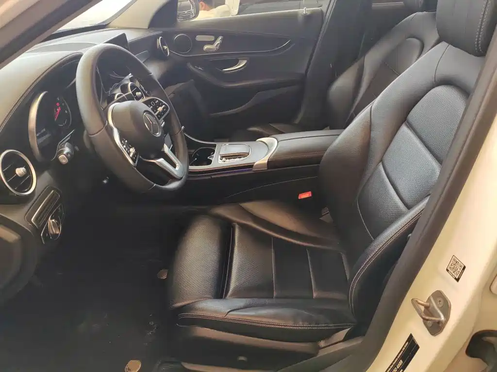 Mercedes-Benz C-Class 2018 — фото 15