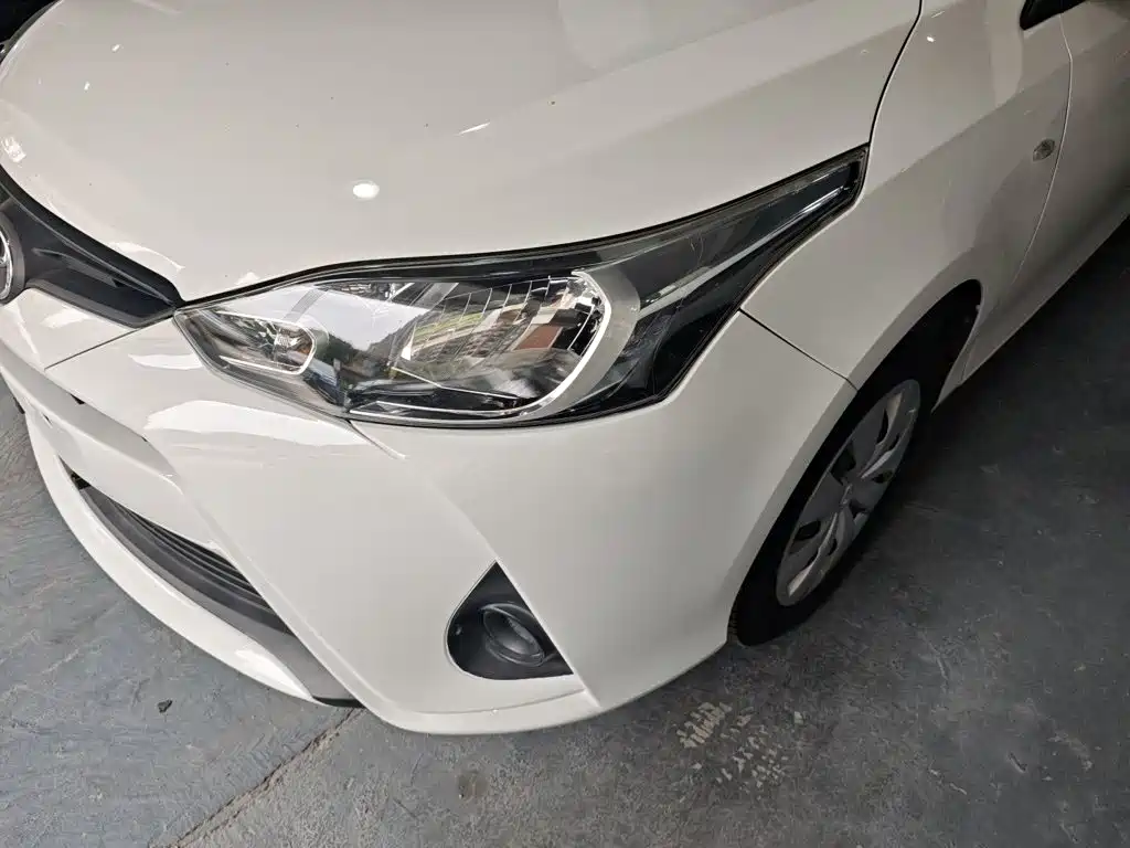 Toyota Yaris L 2021 — фото 18