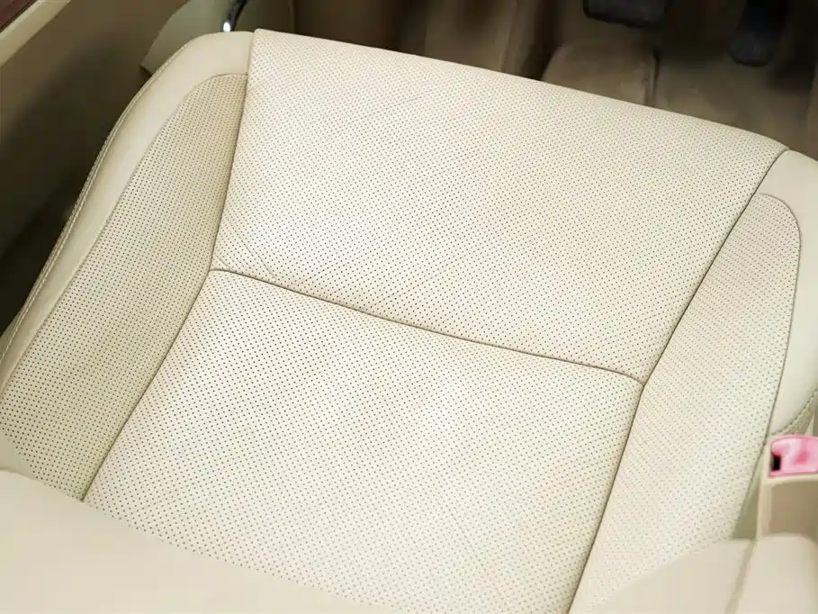 Toyota Alphard 2010 — фото 8
